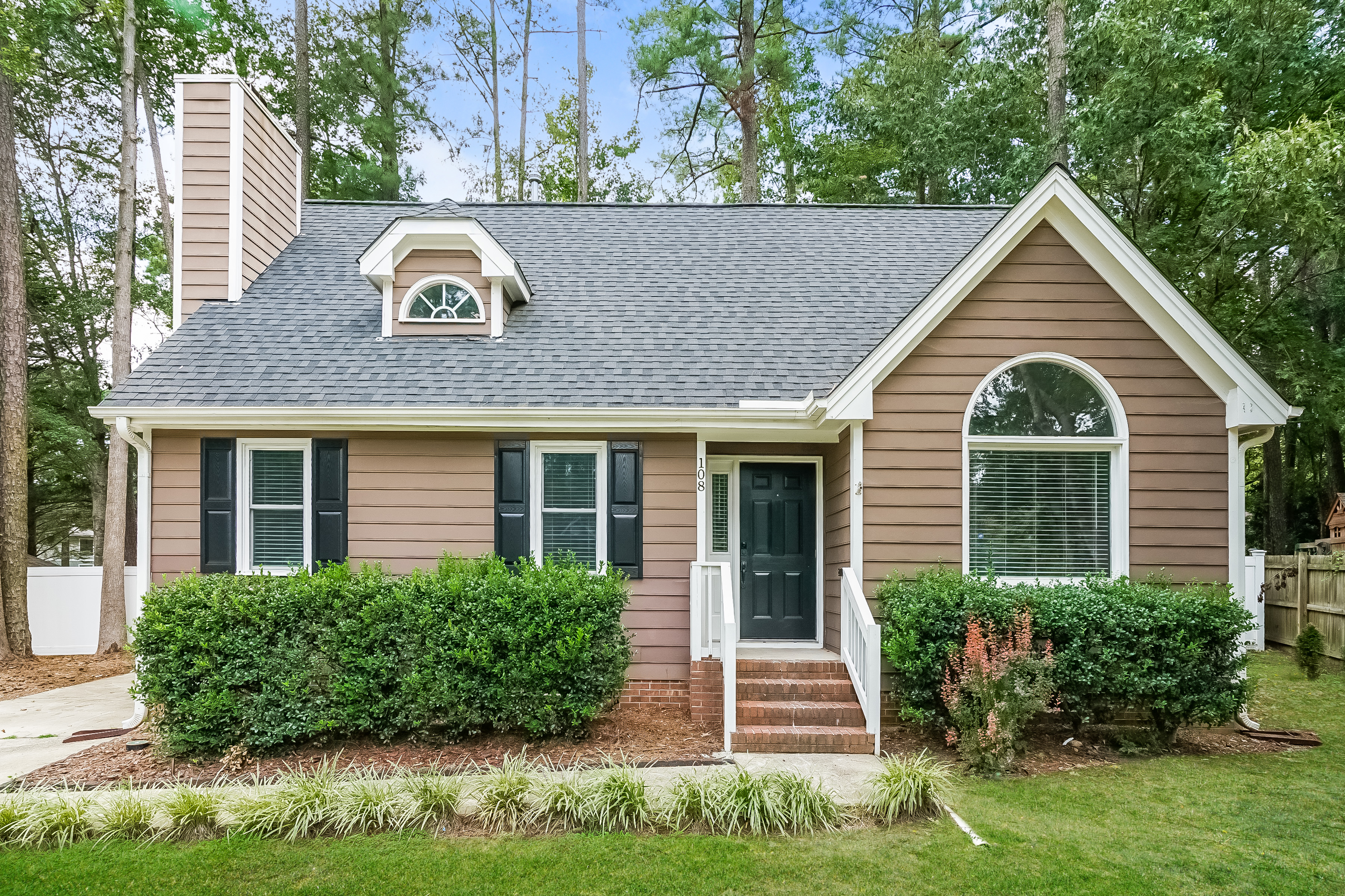 108 Autumn Pine Ct Raleigh, NC 27603